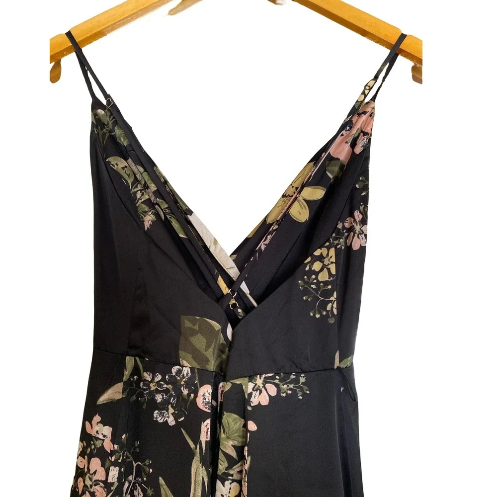 Lulu's Black Floral Maxi Dress with slit. Size medium - Picture 6 of 13